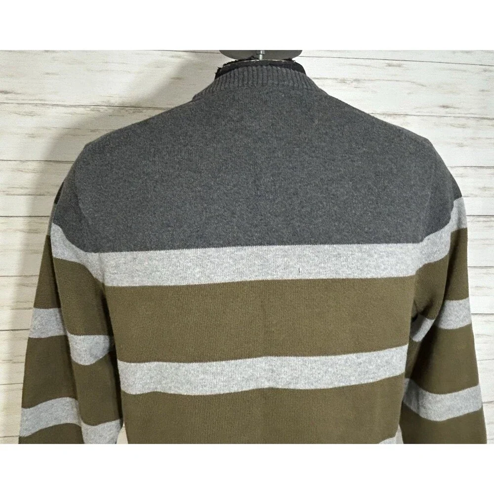 Duluth Trading Strongarm Stripe Crew Neck Sweater Men MEDIUM Gray shirt jacket